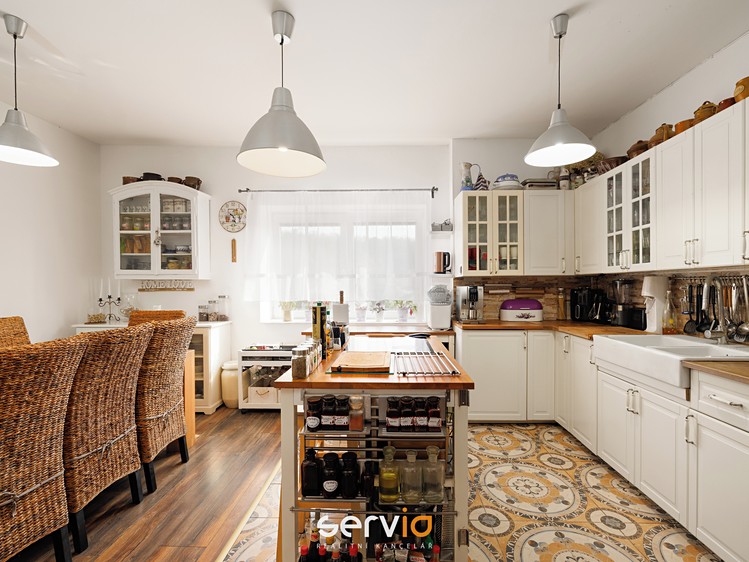 Prodej  rodinného domu 344 m², pozemek 1 398 m² - foto 8