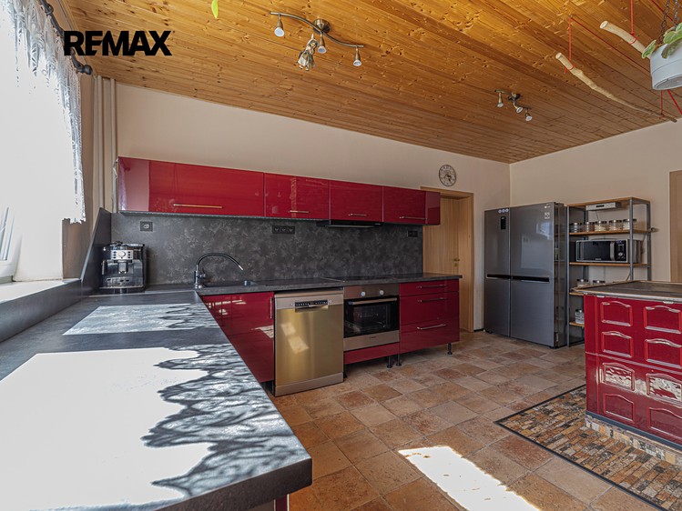 Prodej rodinného domu 130 m², pozemek 644 m² - foto 8