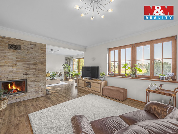 Prodej  zemědělské usedlosti 360 m², pozemek 100 270 m² - foto 7