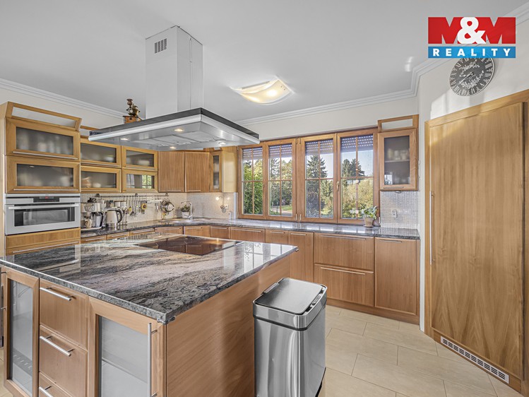 Prodej  zemědělské usedlosti 360 m², pozemek 100 270 m² - foto 5