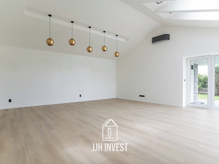 Prodej rodinného domu 190 m², pozemek 920 m² - foto 8