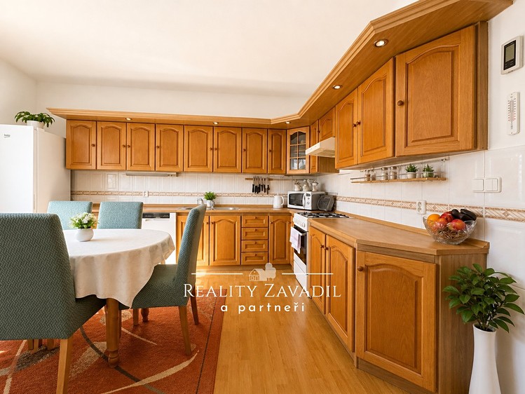 Prodej rodinného domu 153 m², pozemek 1 494 m² - foto 7