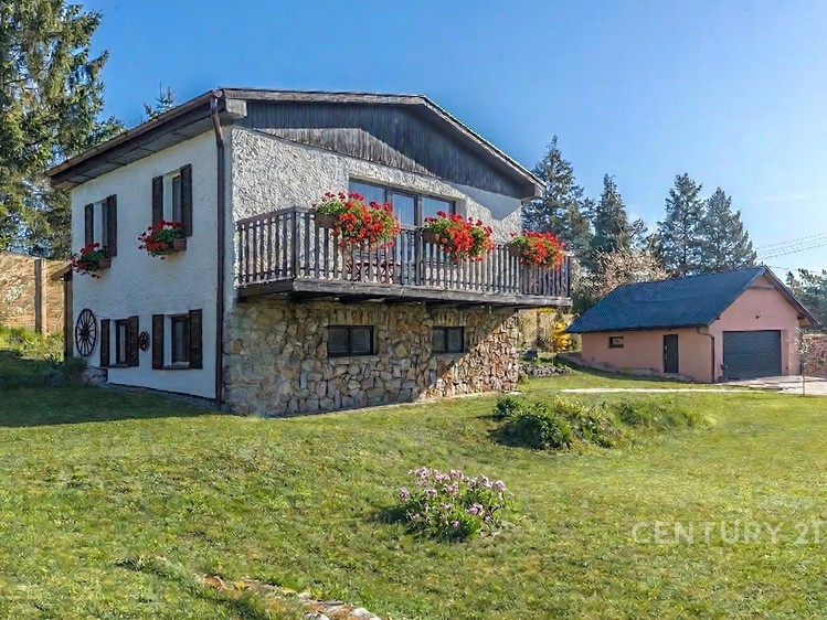 Prodej rodinného domu 80 m², pozemek 1 309 m² - foto 1
