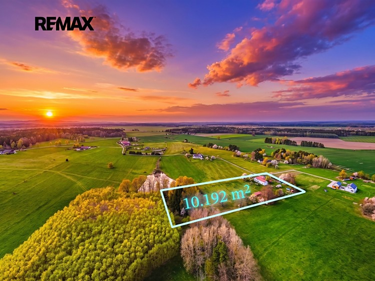Prodej rodinného domu 220 m², pozemek 10 192 m² - foto 1