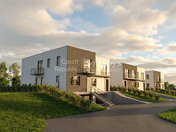 Prodej rodinného domu 211 m², pozemek 390 m² - foto 1