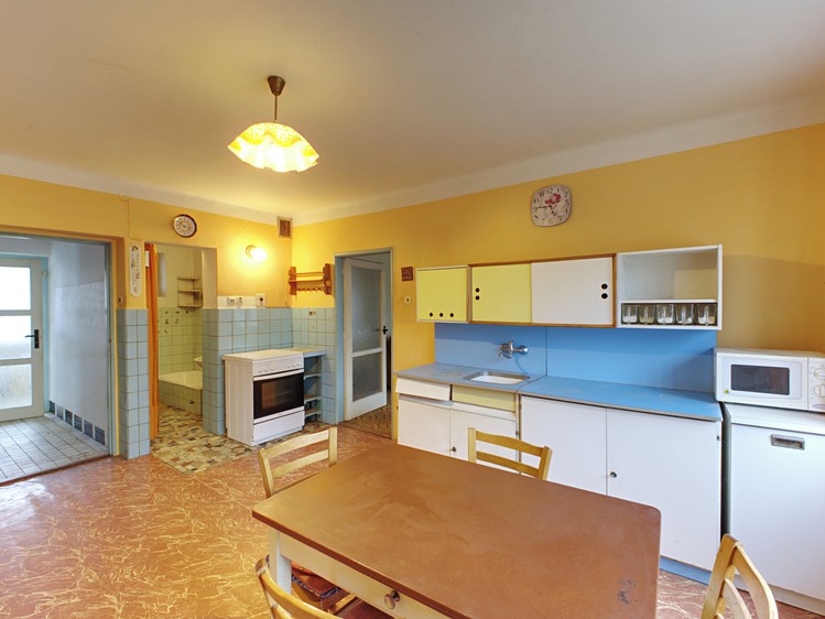 Prodej rodinného domu 147 m², pozemek 552 m² - foto 2