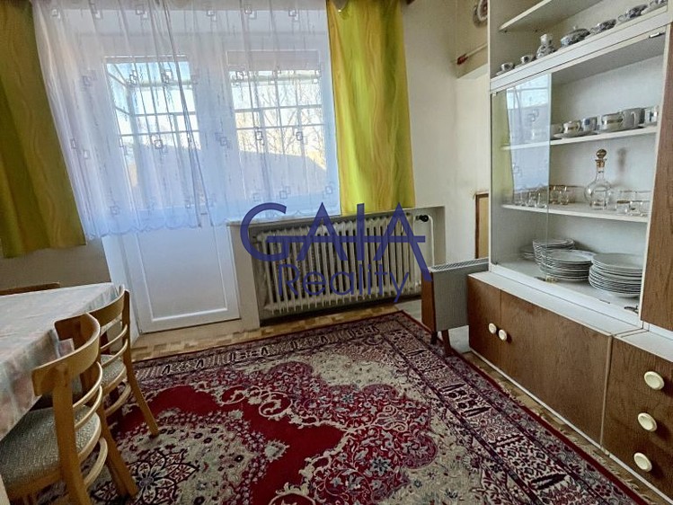Prodej  rodinného domu 300 m², pozemek 1 525 m² - foto 5