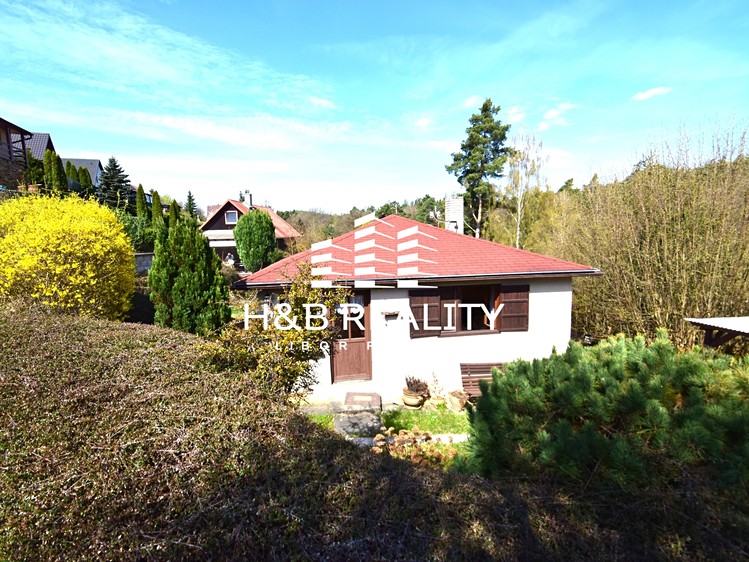 Prodej chaty 42 m², pozemek 628 m² - foto 2