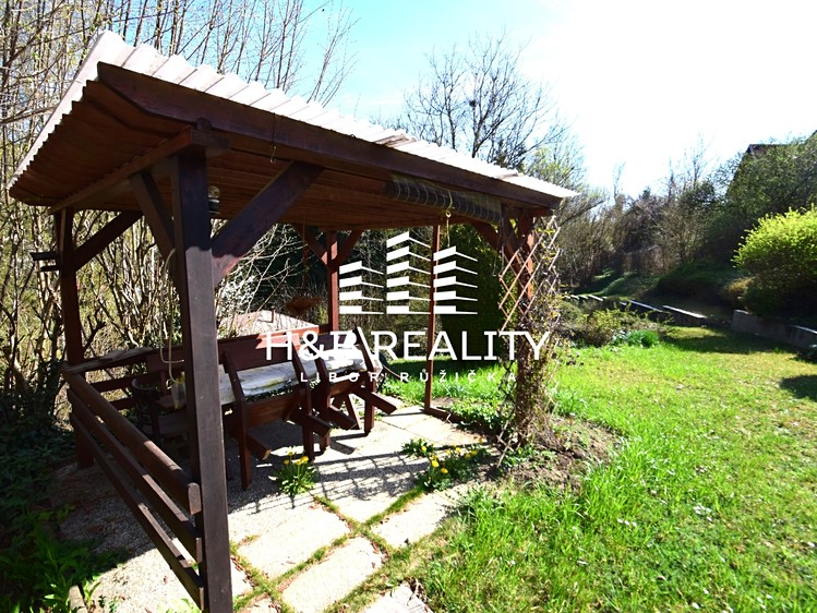 Prodej chaty 42 m², pozemek 628 m² - foto 4