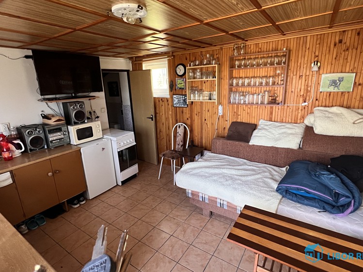 Prodej  chaty 23 m², pozemek 604 m² - foto 4