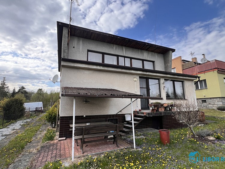 Prodej  rodinného domu 220 m², pozemek 700 m² - foto 3