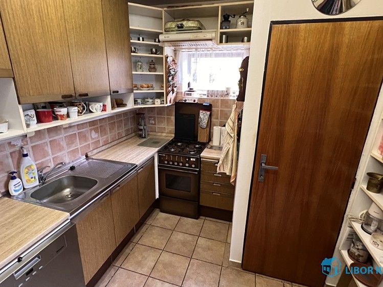 Prodej  rodinného domu 220 m², pozemek 700 m² - foto 7