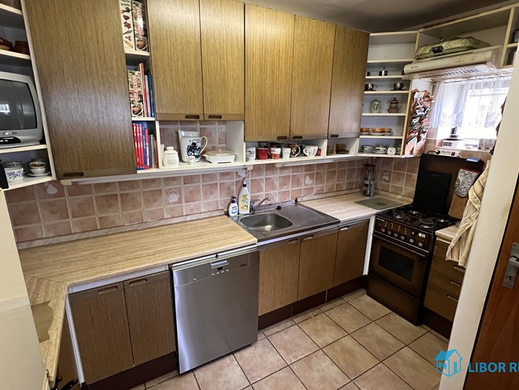 Prodej  rodinného domu 220 m², pozemek 700 m² - foto 6