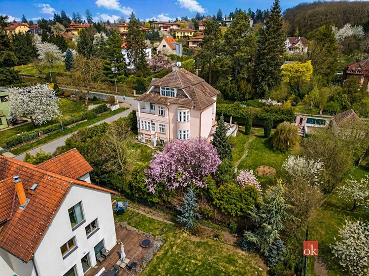 Prodej  rodinného domu 283 m², pozemek 1 308 m² - foto 6