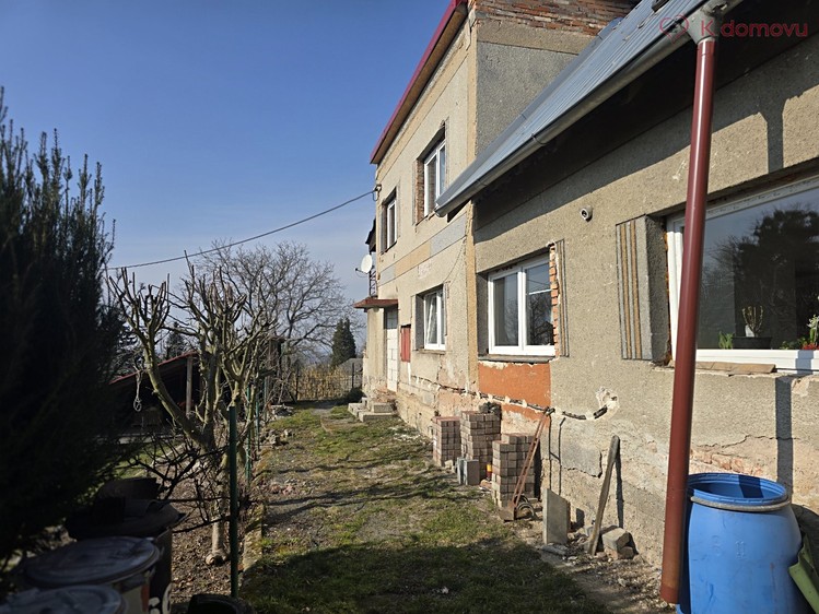 Prodej rodinného domu 143 m², pozemek 1 210 m² - foto 4