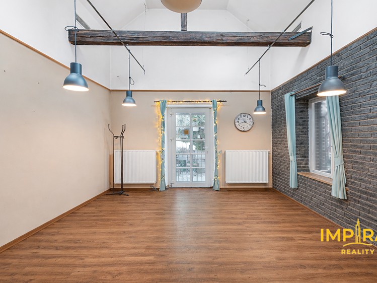 Prodej rodinného domu 100 m², pozemek 368 m² - foto 2