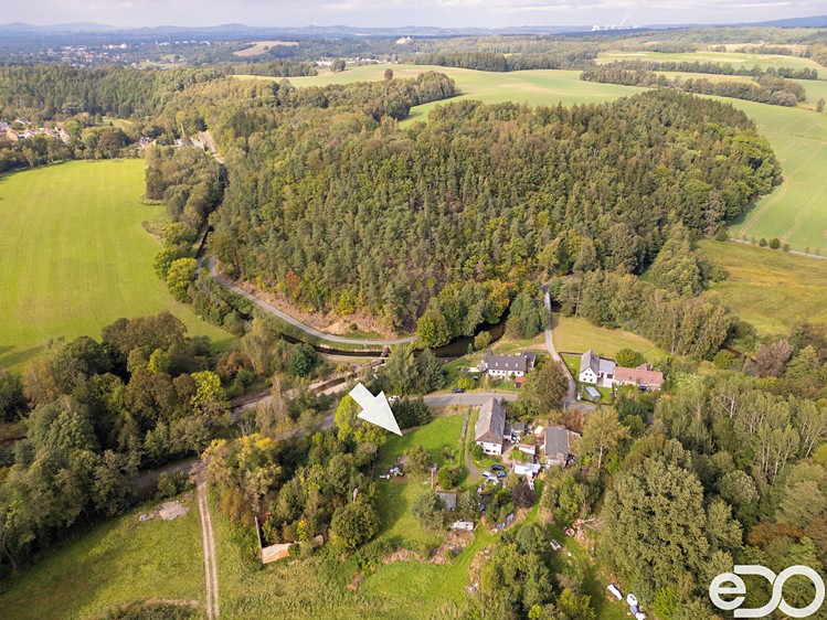 Prodej stavebního pozemku 1 001 m² - foto 3