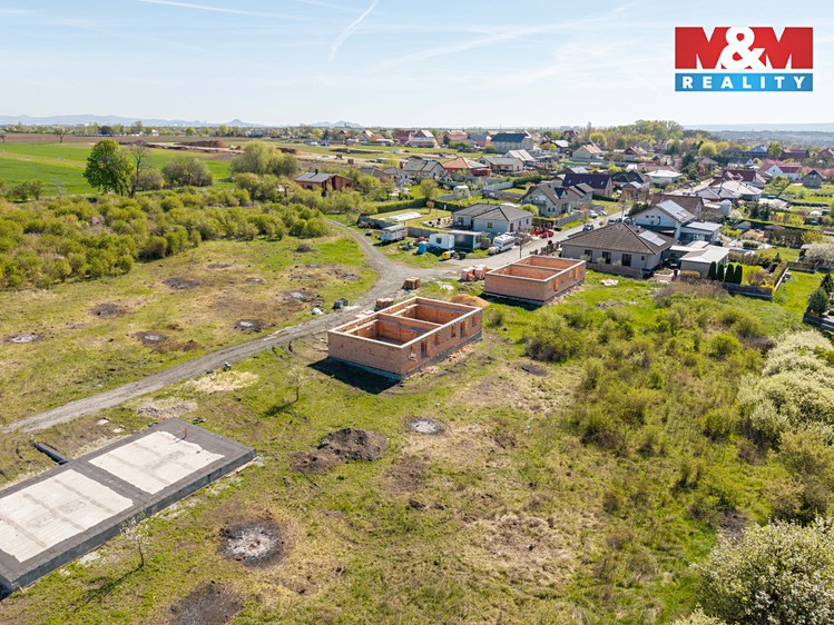 Prodej stavebního pozemku 831 m² - foto 8
