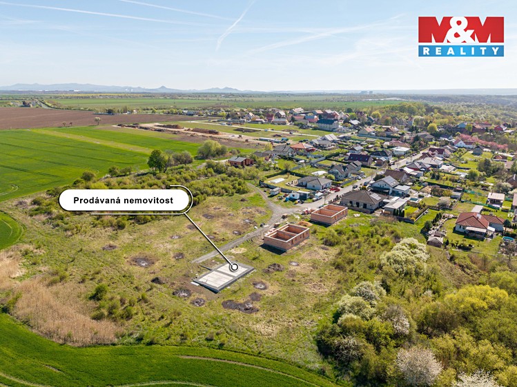 Prodej stavebního pozemku 840 m² - foto 6