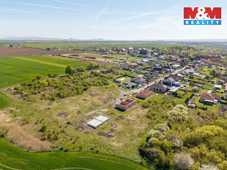 Prodej stavebního pozemku 840 m² - foto 7