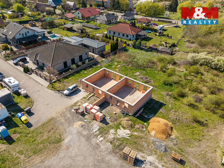 Prodej  stavebního pozemku 827 m² - foto 8