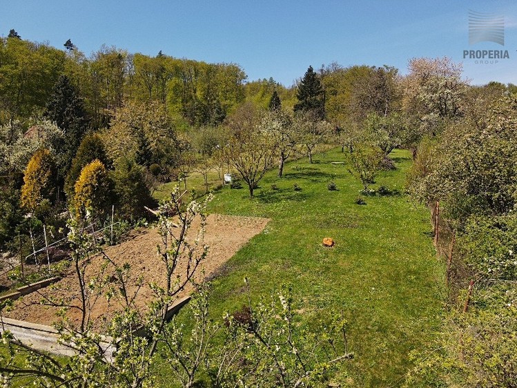 Prodej  stavebního pozemku 777 m² - foto 8