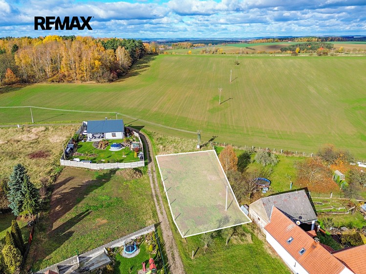 Prodej stavebního pozemku 757 m² - foto 5