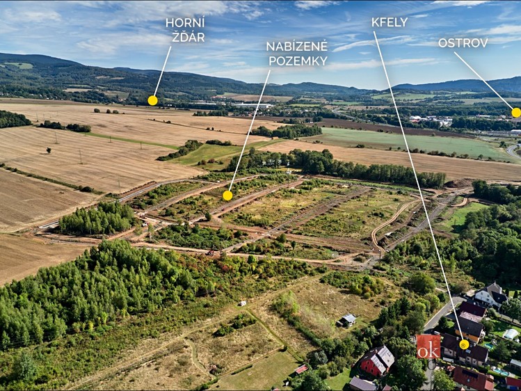 Prodej stavebního pozemku 702 m² - foto 2