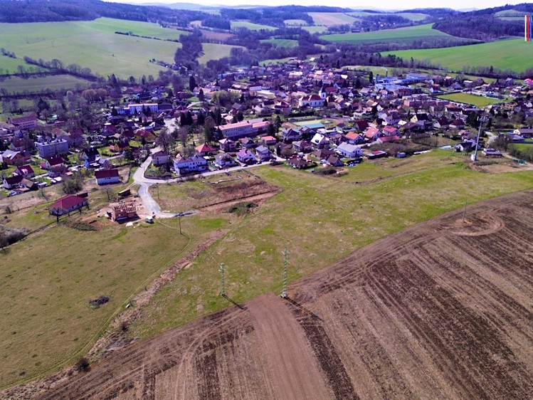 Prodej stavebního pozemku 1 627 m² - foto 3