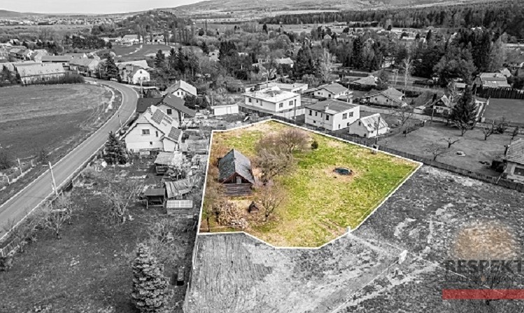 Prodej stavebního pozemku 1 859 m² - foto 2