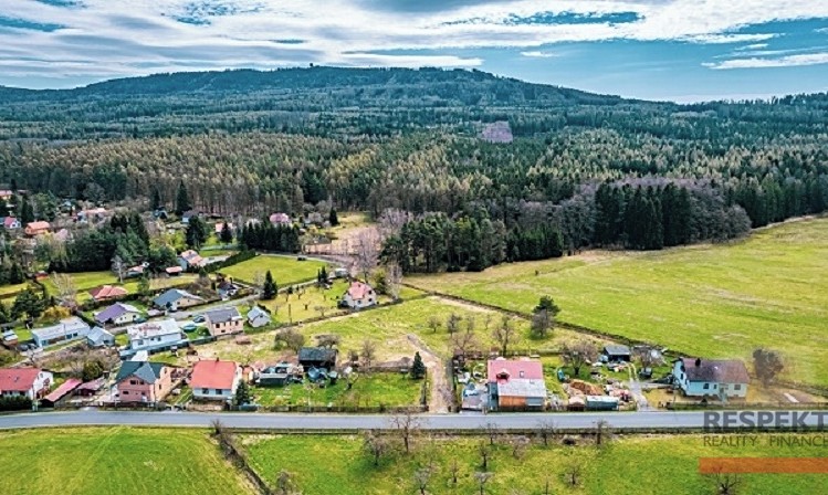 Prodej stavebního pozemku 1 859 m² - foto 5