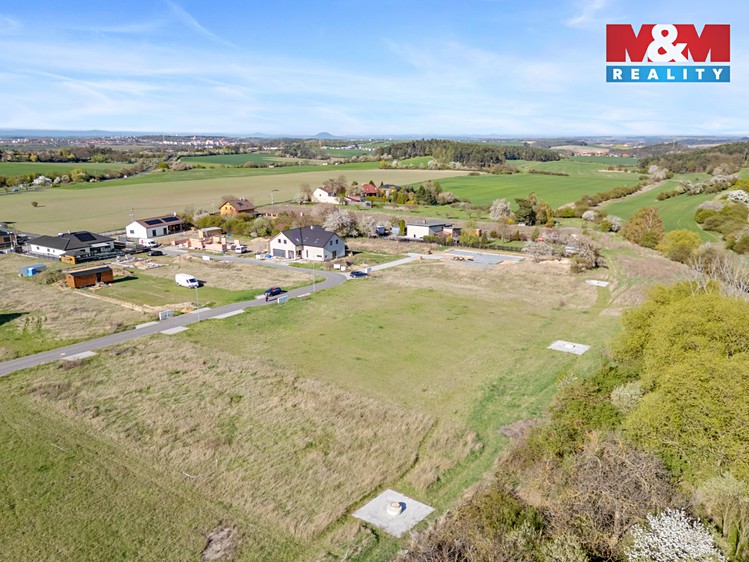 Prodej  stavebního pozemku 1 764 m² - foto 8
