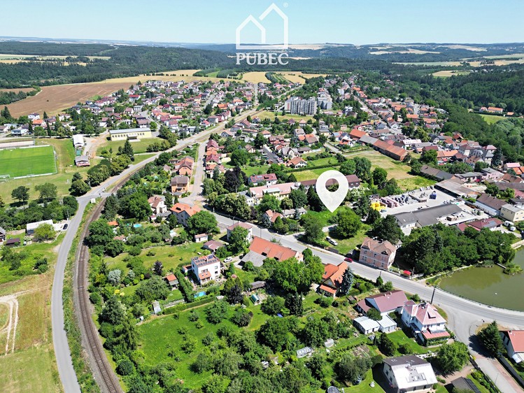 Prodej  stavebního pozemku 852 m² - foto 8