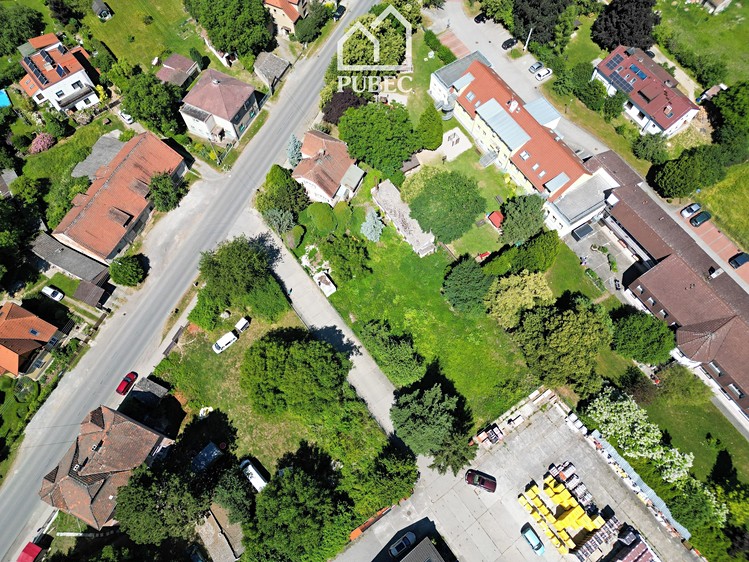 Prodej  stavebního pozemku 852 m² - foto 6