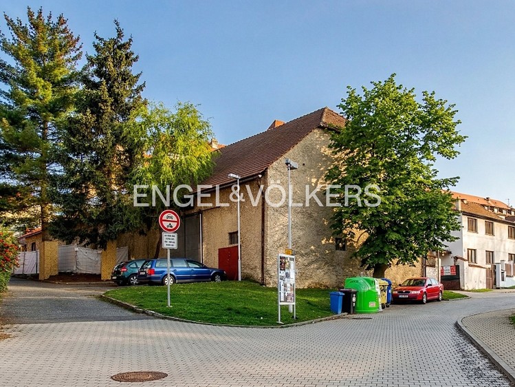 Prodej  stavebního pozemku 451 m² - foto 7