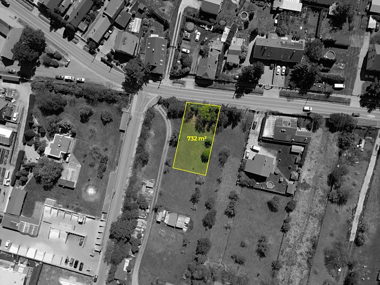 Prodej  stavebního pozemku 732 m² - foto 3