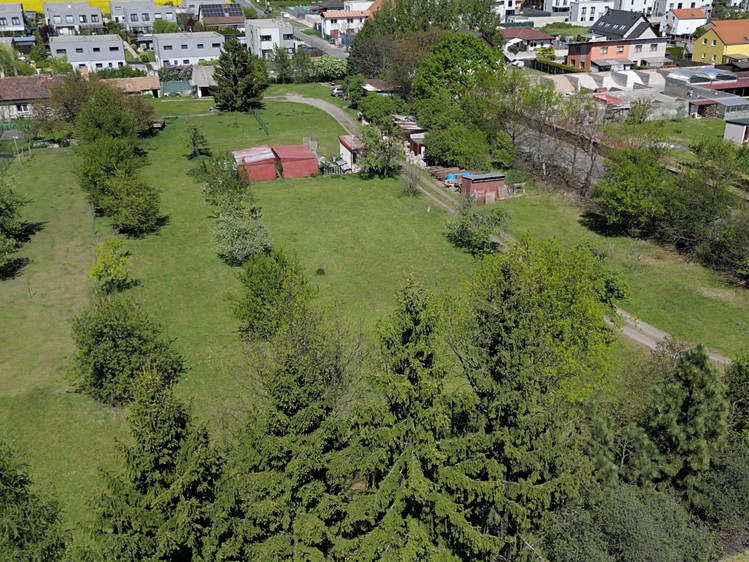 Prodej  stavebního pozemku 732 m² - foto 5