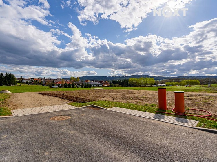 Prodej  stavebního pozemku 1 265 m² - foto 4
