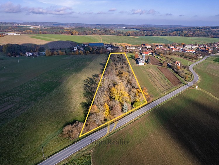 Prodej stavebního pozemku 13 897 m² - foto 4