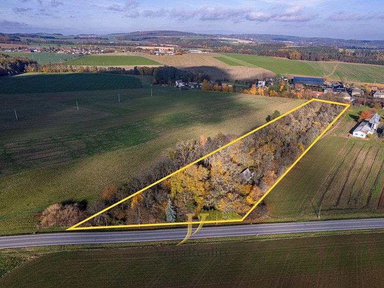 Prodej stavebního pozemku 13 897 m² - foto 3