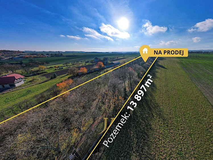Prodej stavebního pozemku 13 897 m² - foto 1