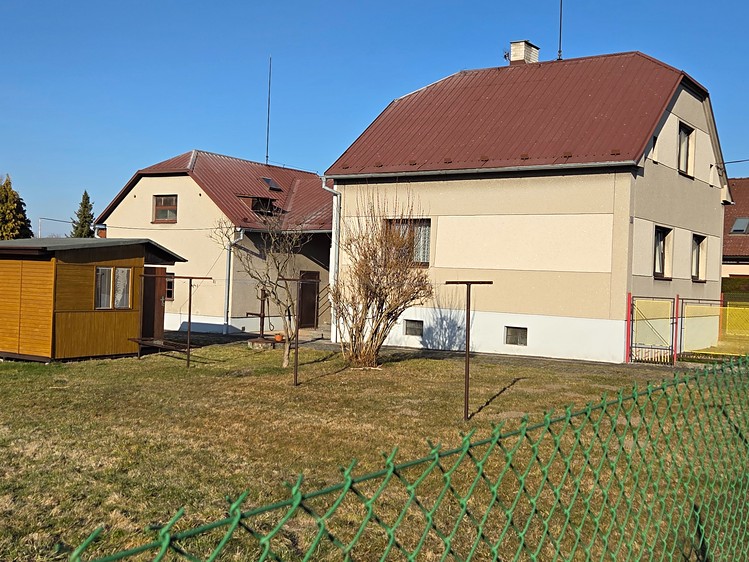 Prodej stavebního pozemku 3 035 m² - foto 8