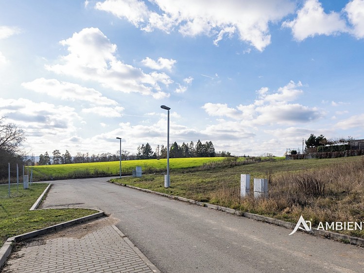 Prodej  stavebního pozemku 888 m² - foto 8