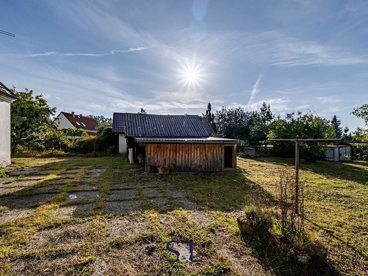 Prodej stavebního pozemku 981 m² - foto 8