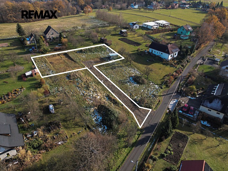 Prodej stavebního pozemku 1 525 m² - foto 6