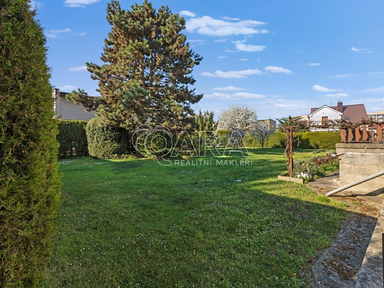 Prodej stavebního pozemku 1 412 m² - foto 3