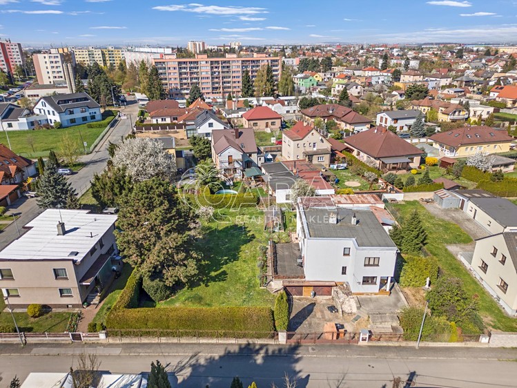 Prodej stavebního pozemku 1 412 m² - foto 2