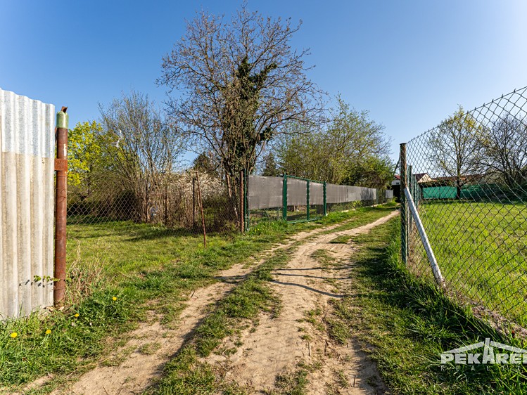 Prodej  stavebního pozemku 1 019 m² - foto 8