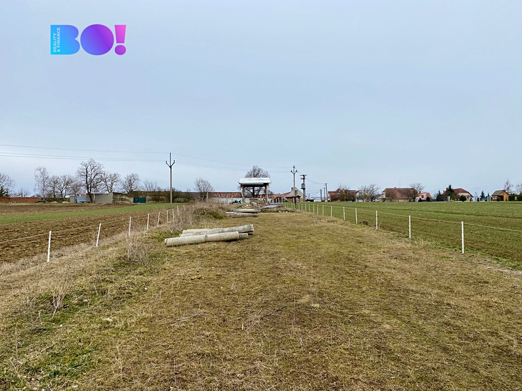 Prodej zahrady 2 203 m² - foto 1