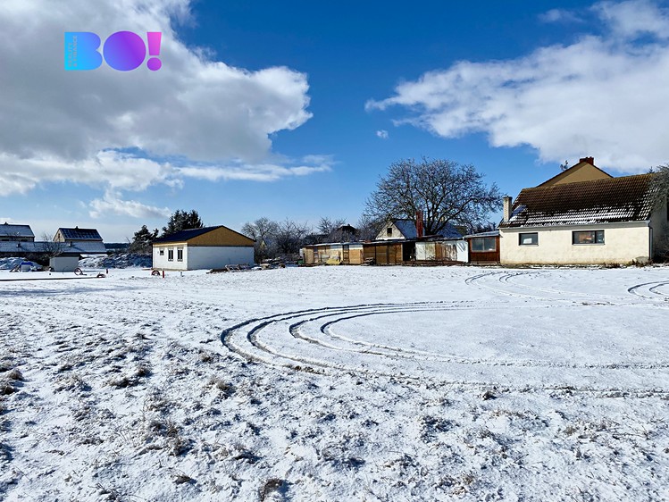 Prodej stavebního pozemku 722 m² - foto 3